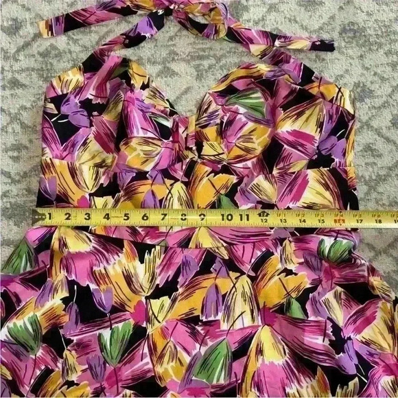 Vicky Tiel. NEW  Bright Floral Halter Fit & Flare Sundress.  Size Large - Picture 10 of 14